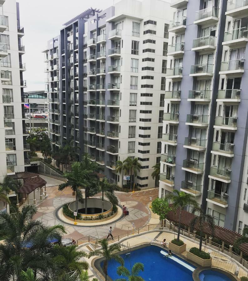 Resorts World Condo 马尼拉 外观 照片